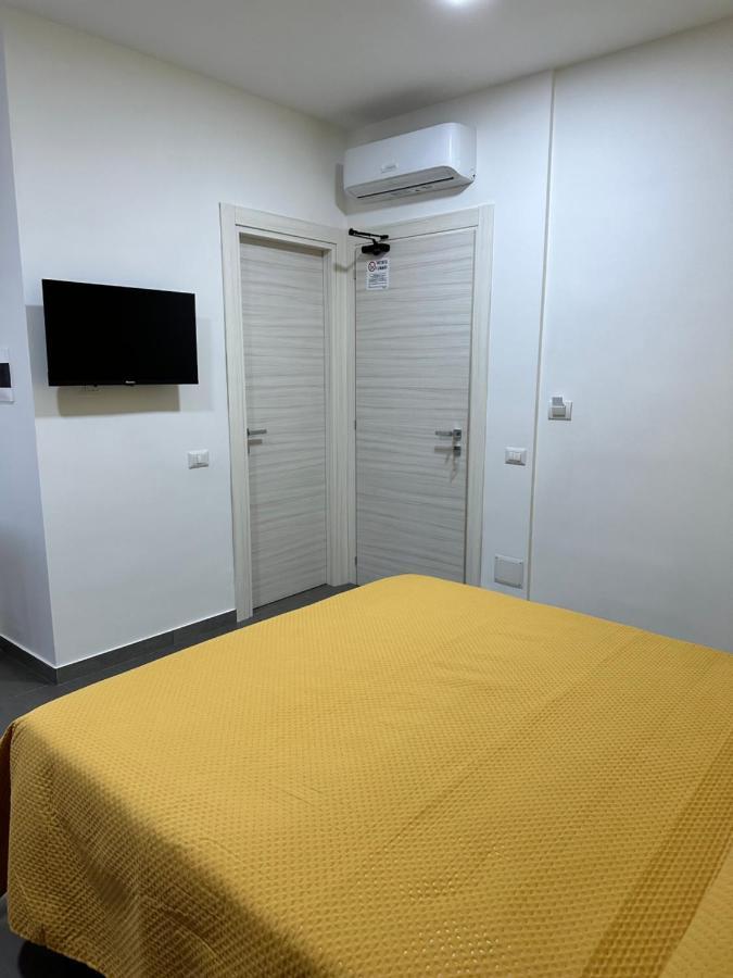 Beb Homa Bed and Breakfast Napels Buitenkant foto