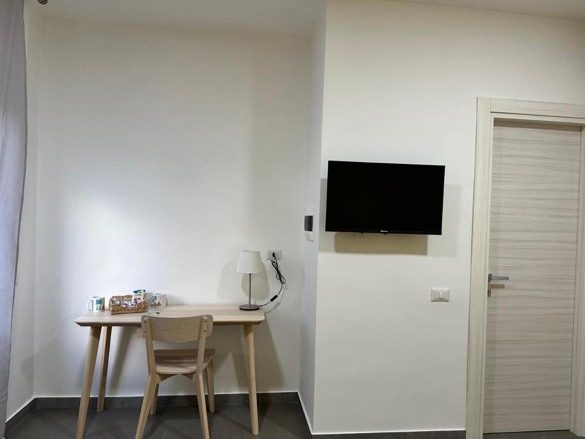 Beb Homa Bed and Breakfast Napels Buitenkant foto